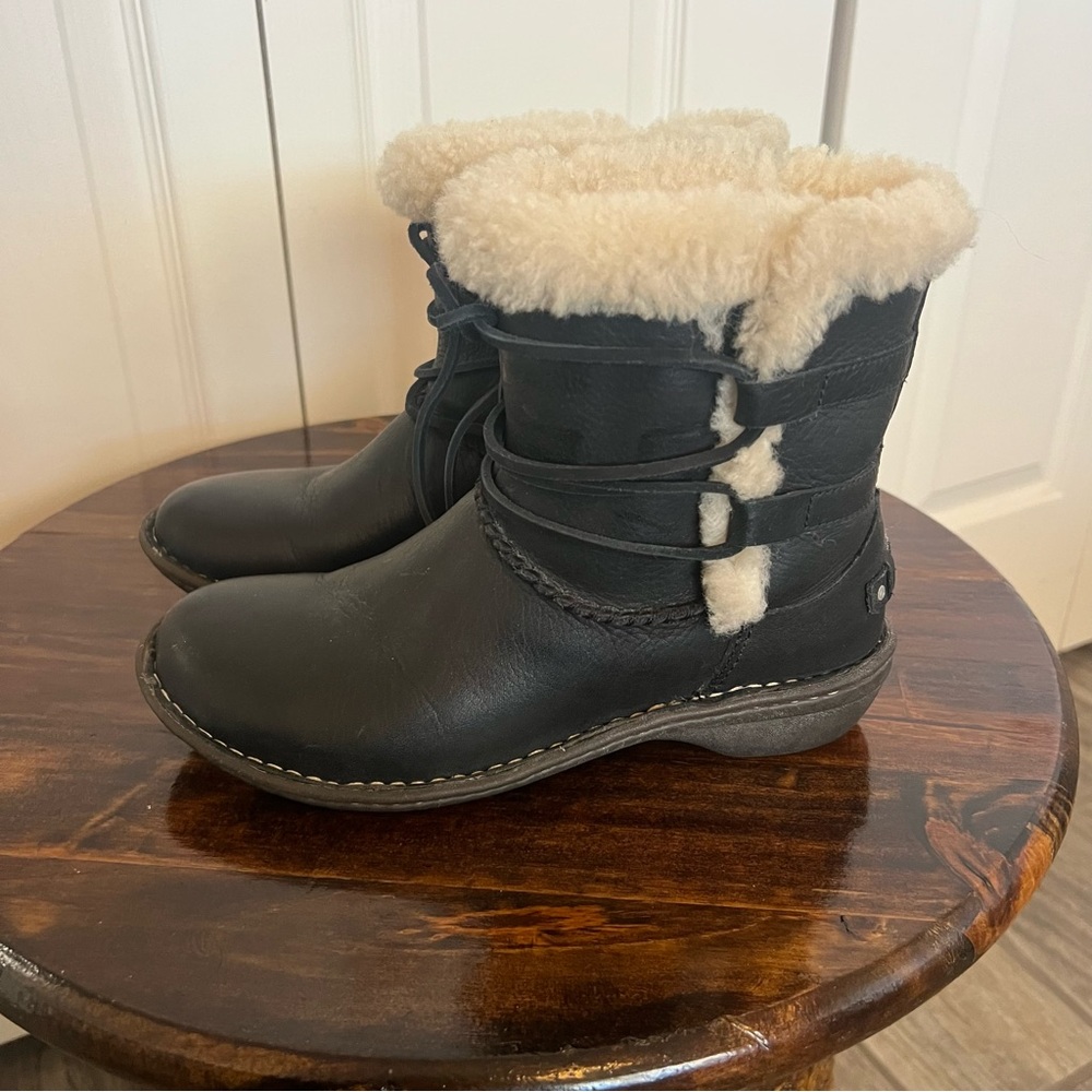 Ugg Leather Boots Black Tie Around